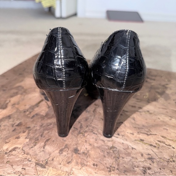 Shoes - Cute Crocodile Pattern Women's Shoes Black Dress Shoes 🐊
